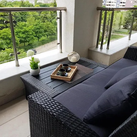 Apartment Грийн Лайф Комфорт Burgas