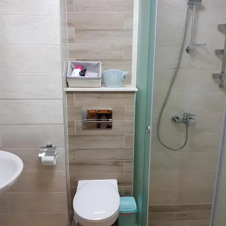 Грийн Лайф Комфорт Apartment *